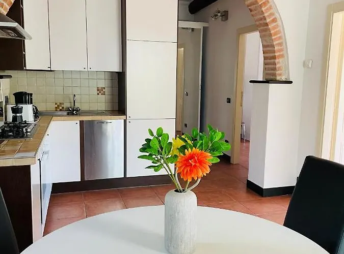Apartmán La Casa Di Giulia With Air Conditioning, Wifi And Private Parking *