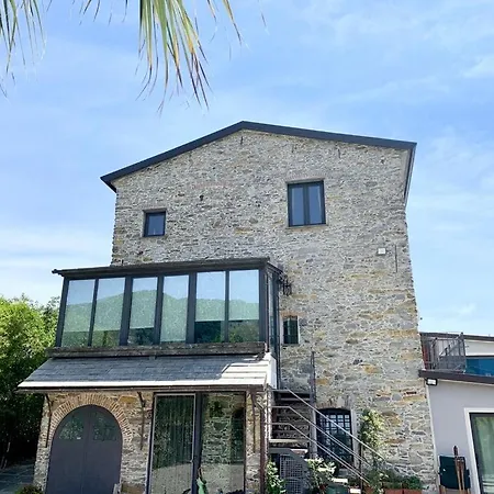 La Casa Di Giulia With Air Conditioning, Wifi And Private Parking Apartamento